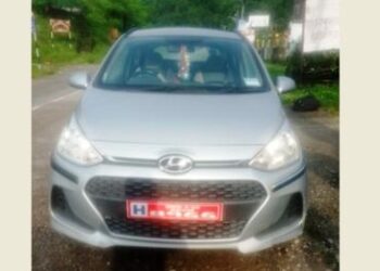 चतरा पुलमा बेवारिसे कार फेला