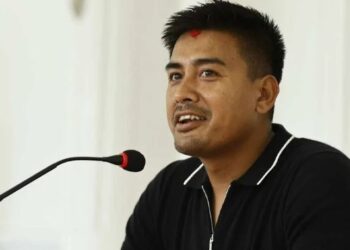 अन्तर्राष्ट्रिय क्रिकेटबाट ज्ञानेन्द्र मल्लले लिए सन्न्यास