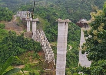 भारतको मिजोरममा निर्माणाधीन रेल्वे पुल भत्किँदा १७ जना मजदुरको मृत्यु