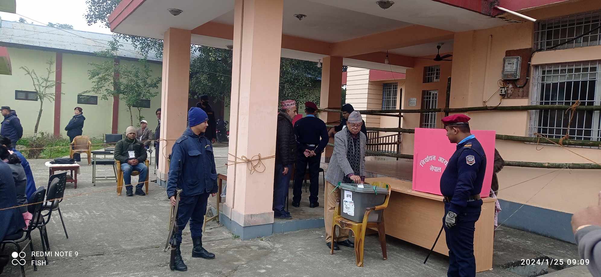 कोशीमा मेयर हर्क साम्पाङ र जयप्रकाश गच्छदार मतदानमा अनुपस्थित